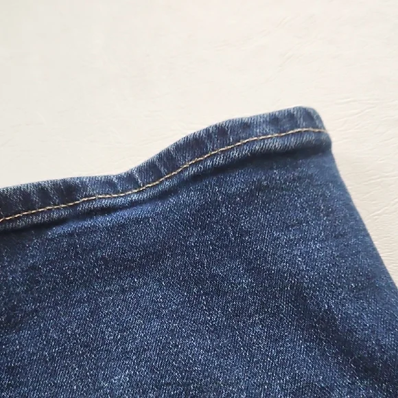 GAP Women's Dark Blue Straight Leg Jeans - Picture 4 of 5